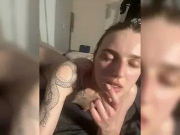 Bongacams Watch Live Sex Cams of Krist1ska