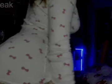 Bongacams Free Porn Cam of daddySgirl9