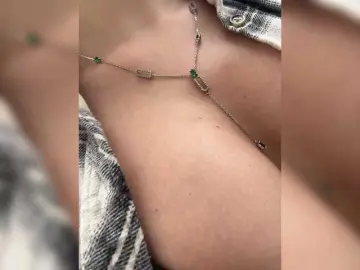 Bongacams Watch Live Sex Cams of daddySgirl9