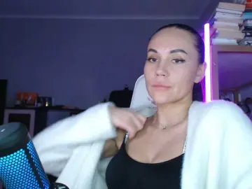 Bongacams Sex Chat of QWEENII