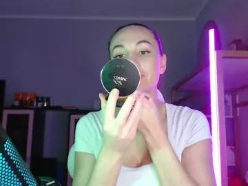 Bongacams Sex Chat of QWEENII