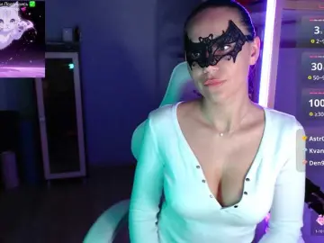 Bongacams Private Sex Chat of QWEENII