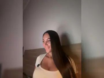 Bongacams Live Sex of QWEENII