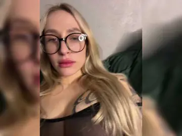 Bongacams Best Webcam of QueenKing