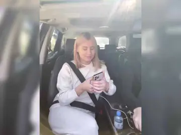 Bongacams Watch Live Sex Cams of -Breid-1