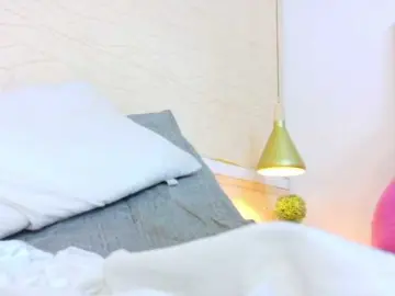 Bongacams Free Porn Cam of tiny-whore