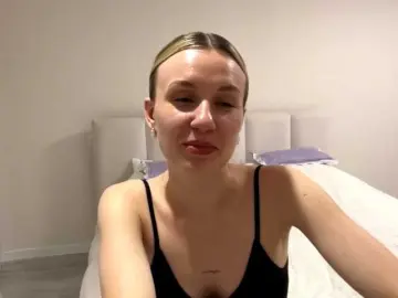 Bongacams Live Sex Cam of LinnEskeets