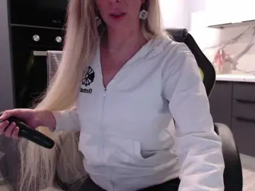 Bongacams Sex Chat of blondalina