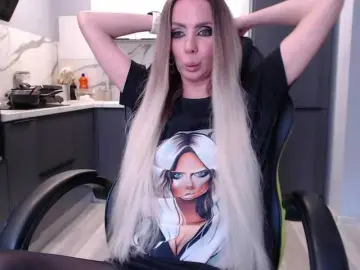 Bongacams Nude Webcam of blondalina