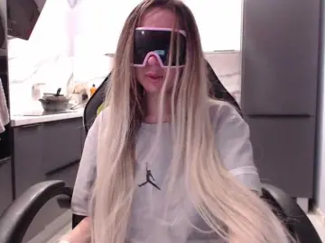 Bongacams Sex Cam of blondalina