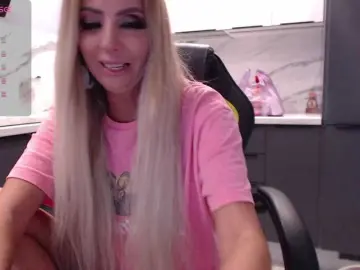 Bongacams Watch Live Sex Cams of blondalina