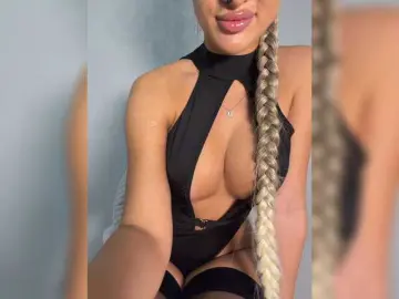 Bongacams Best live sex cam show of kisss-u