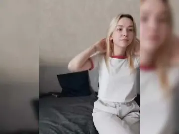 Bongacams Best live sex cam show of cutesmiles