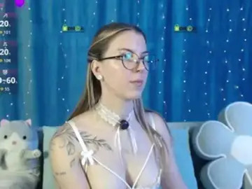 Bongacams Sex Cam of -Moonlyss-