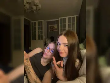 Bongacams Sex Chat of shyyyygirls