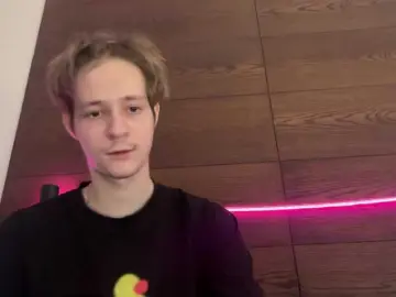 Bongacams Adult Webcams of titsDestroy2007