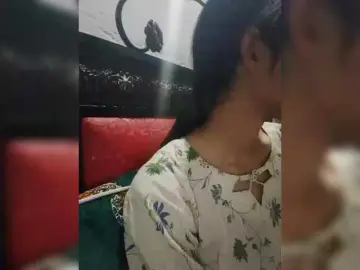 Bongacams Sex Cam of AlinaPopy