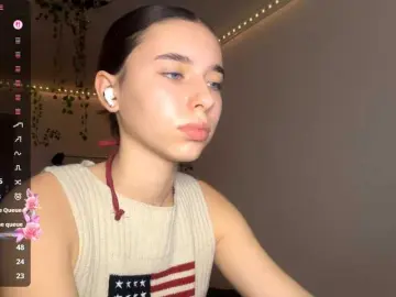 Bongacams Nude Webcam of EvonneHeally