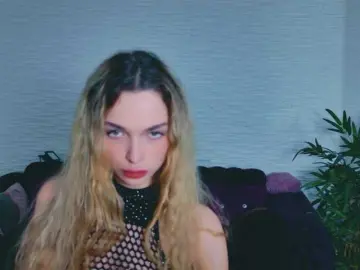 Bongacams Watch Live Sex Cams of LannaSkyy