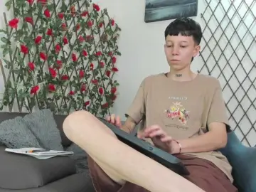 Bongacams Free Porn Cam of LiamBrown09