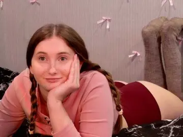 Bongacams Watch Live Sex Cams of PeachGirl