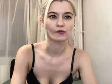 Bongacams Free Porn Cam of OnikaLove