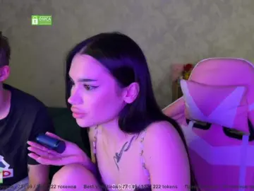 Bongacams Free Porn Cam of CoupleOnFire
