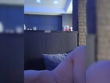 Bongacams Free Porn Cam of FaceCUMery