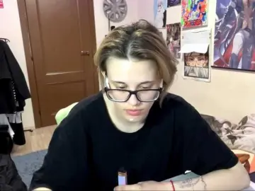 Bongacams Watch Live Sex Cams of KortneyBouvier