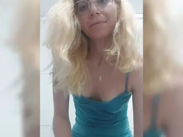 Bongacams Free Live Porn of LittleSammy