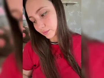 Bongacams Watch Live Sex Cams of SweetyW-