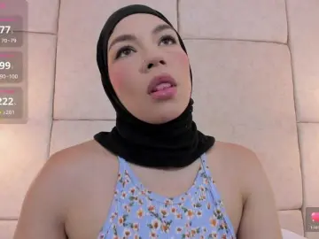 Bongacams Nude Webcam of amira-s