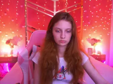 Bongacams Free Live Porn of CuteeFoxy