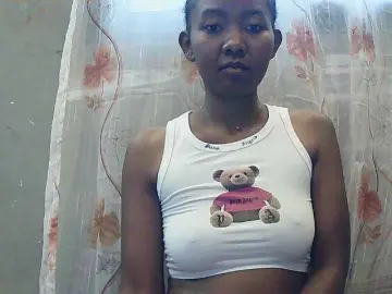 Bongacams Live Porn of WinnieSexy