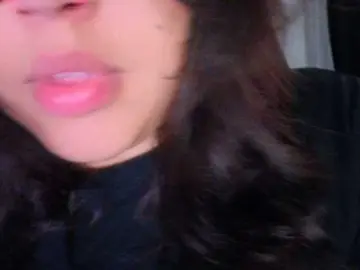 Bongacams Live Sex Cam of Miacanelaxo