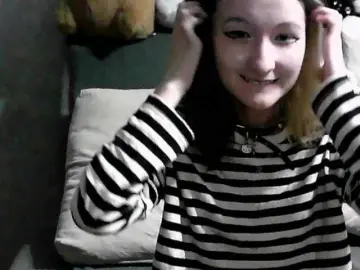 Bongacams Private Sex Chat of Lilfain-baby