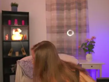 Bongacams Free Porn Cam of emmiemurray