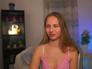 Bongacams Nude Webcam of emmiemurray