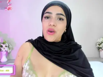 Bongacams Live Sex Cam of mhia-paris