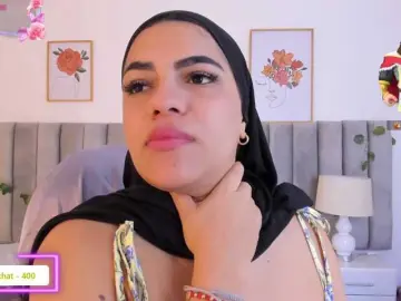Bongacams Live Porn of mhia-paris