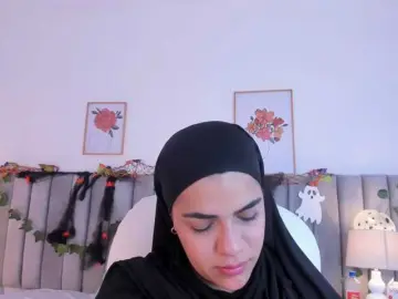 Bongacams Live Sex of mhia-paris