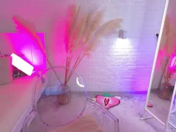 Bongacams Best Webcam of CrazyWine