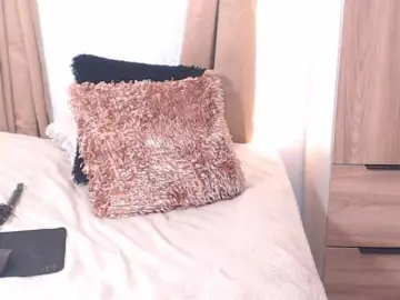Bongacams Watch Live Sex Cams of EbonyCoWorker