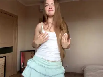 Bongacams Live Sex Cam of lizzzanatoo