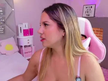 Bongacams Best live sex cam show of MeganRosse1