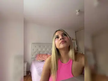 Bongacams Watch Live Sex Cams of MeganRosse1