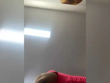 Bongacams Adult Video Chat of SallyeLeins