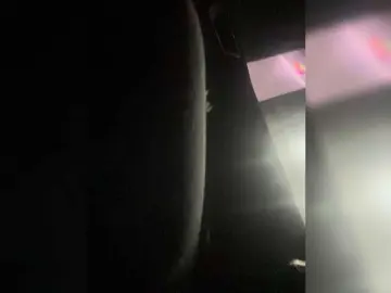 Bongacams Free Porn Cam of SallyeLeins