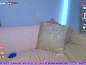 Bongacams Watch Live Sex Cams of SallyeLeins