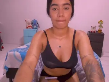 Bongacams Live Sex of alexaqueen25